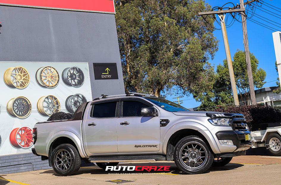 FORD-RANGER-TECH-ANTHRACITE